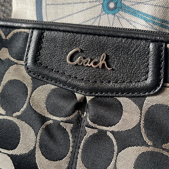 Coach Black Canvas Tan C Signature Leather Trim Wristlet Wallet. - Picture 2 of 16
